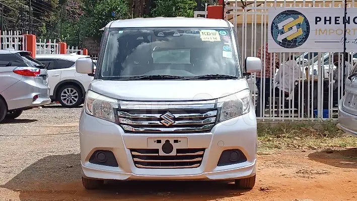 Suzuki Solio
