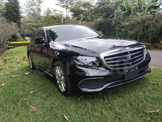 Mercedes-Benz E400