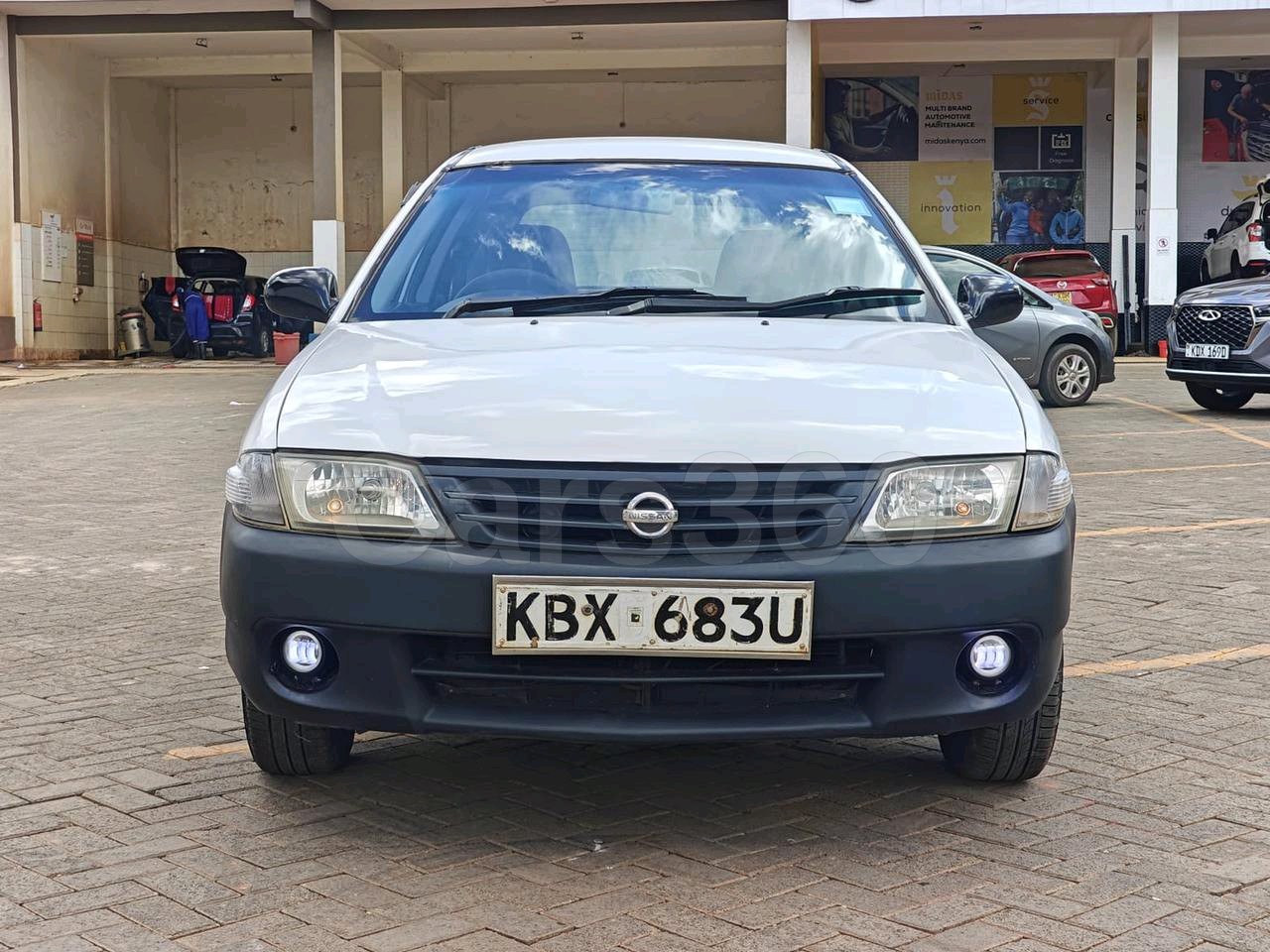 Nissan Advan