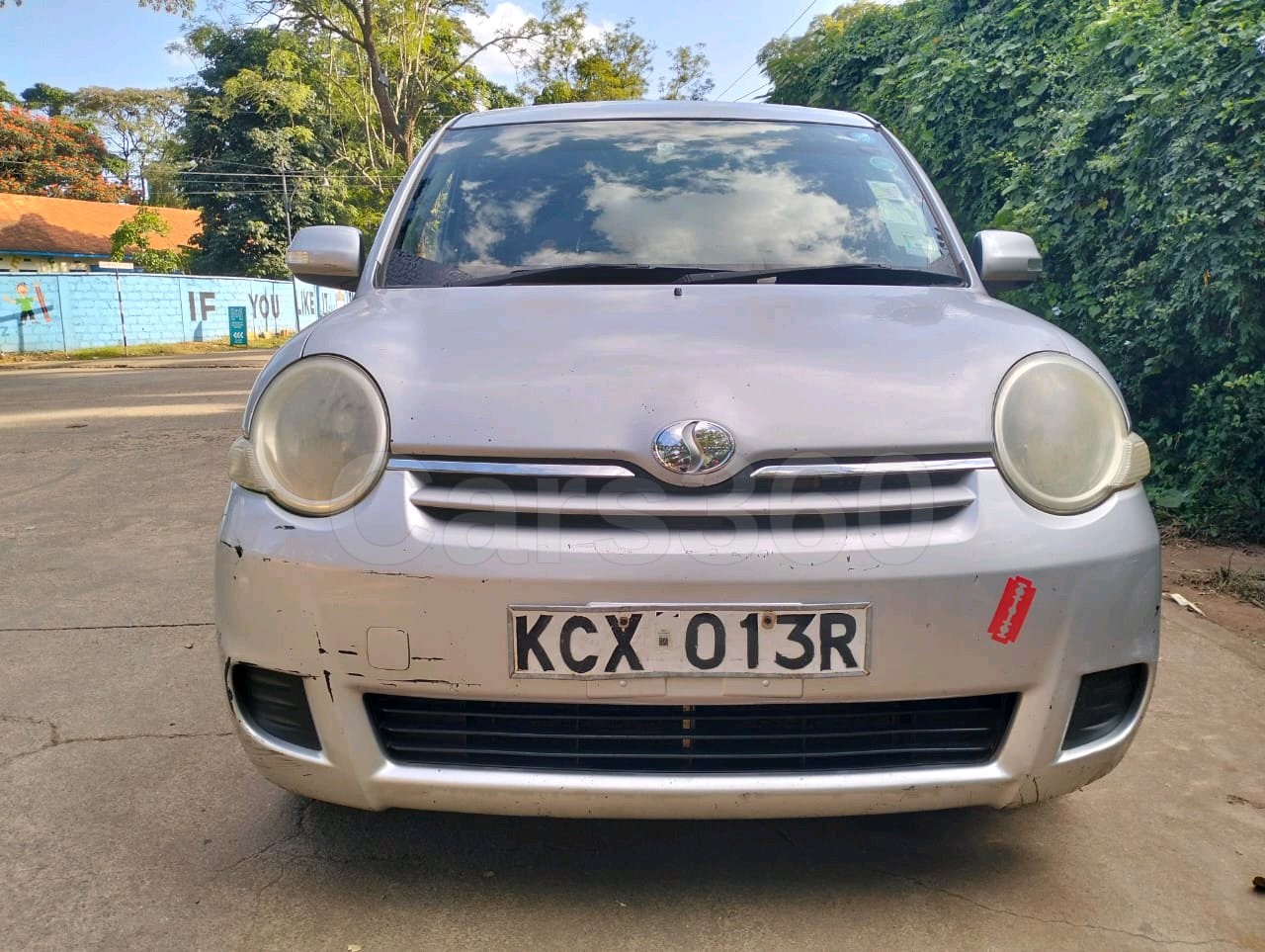 Toyota Sienta