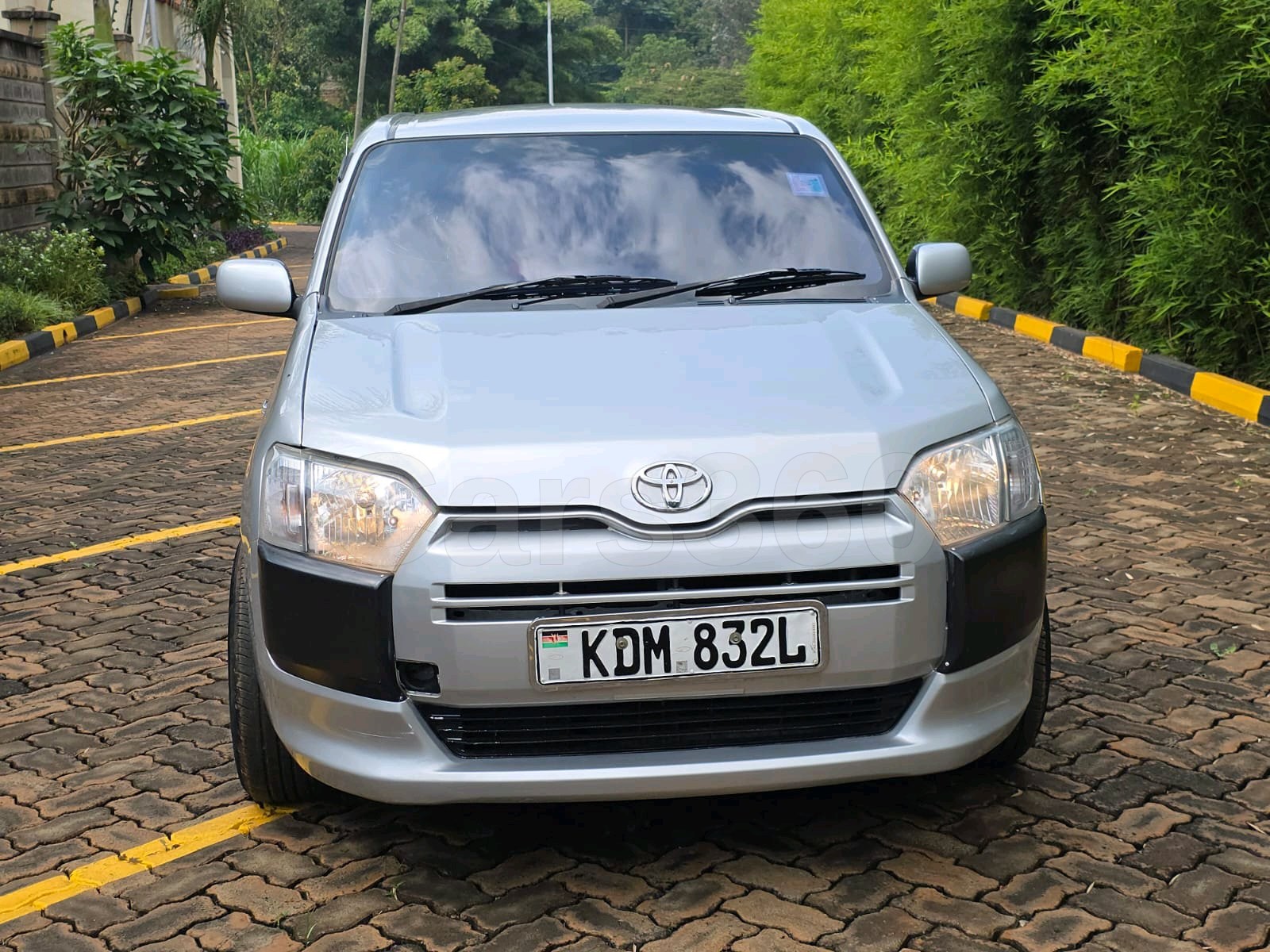 Toyota Succeed