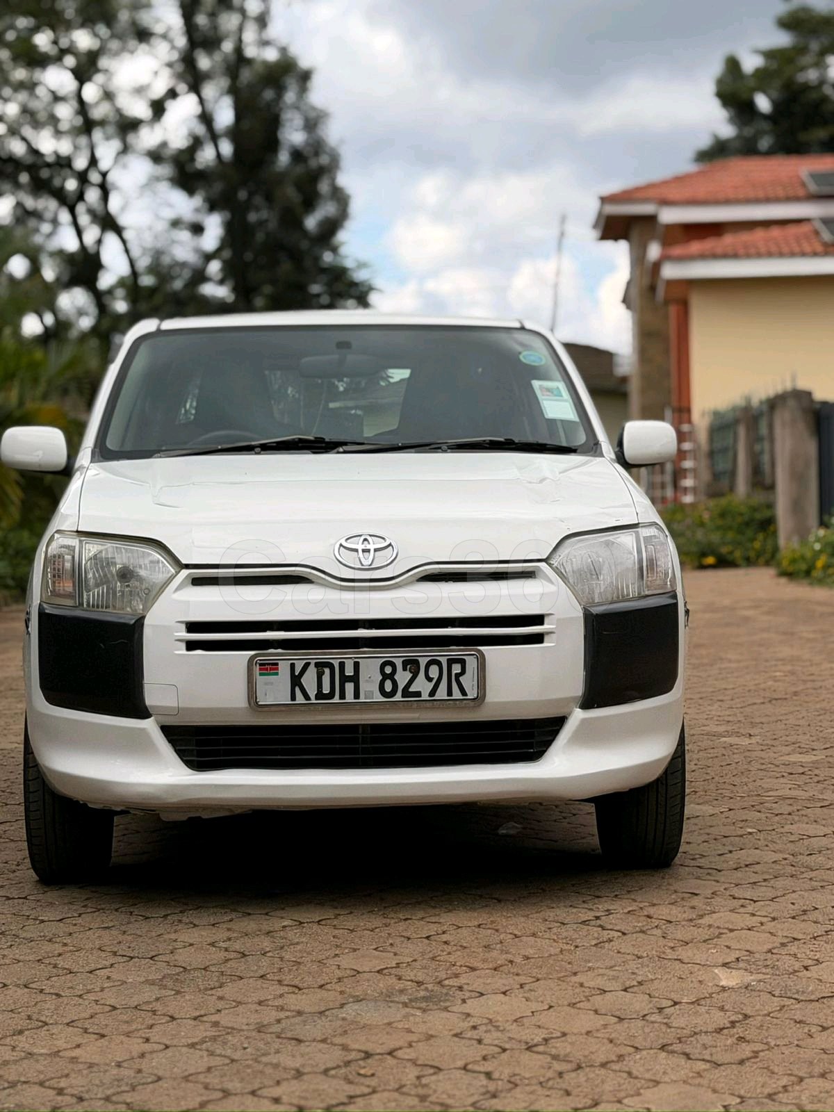 Toyota Succeed