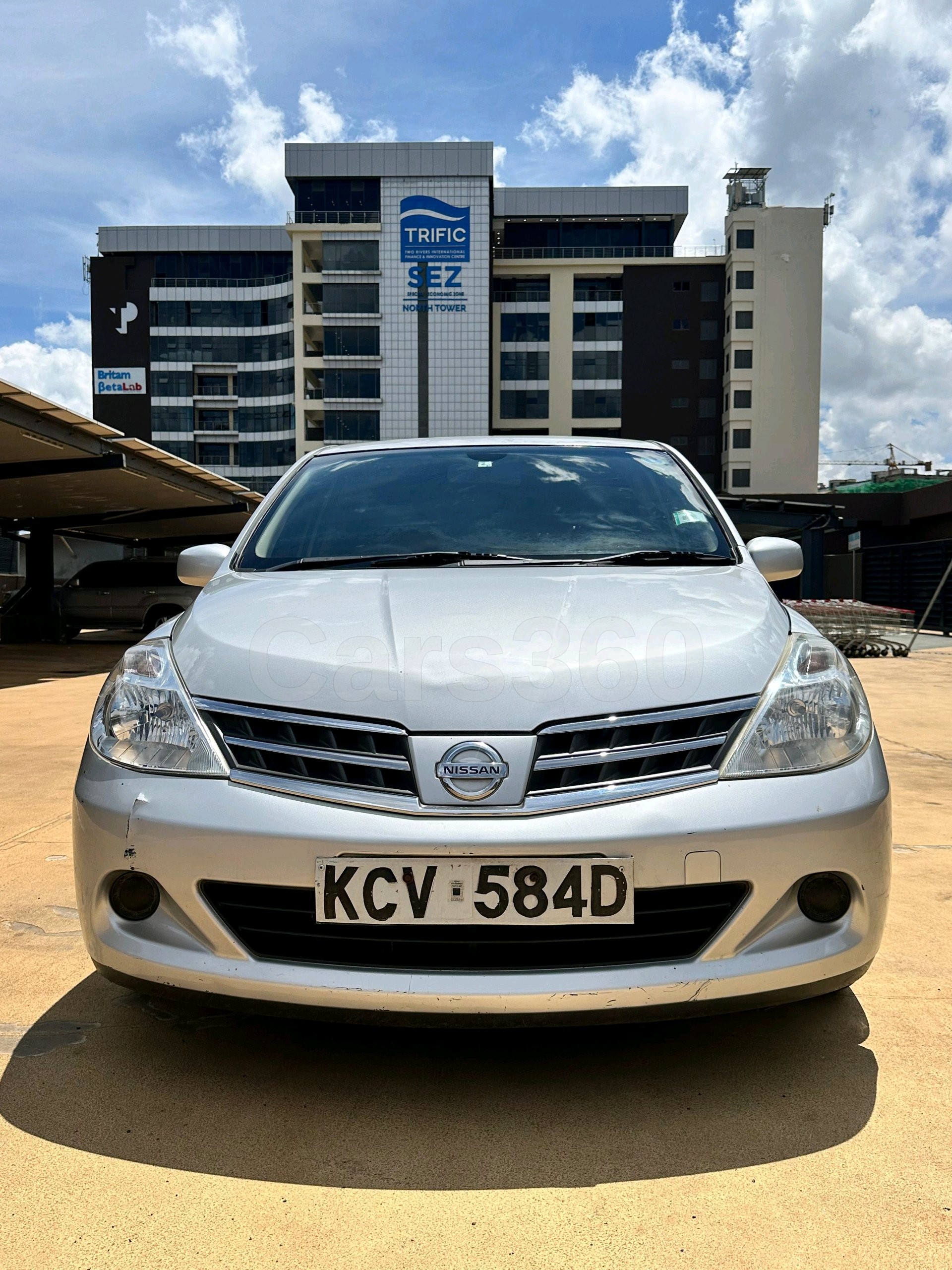 Nissan Tiida