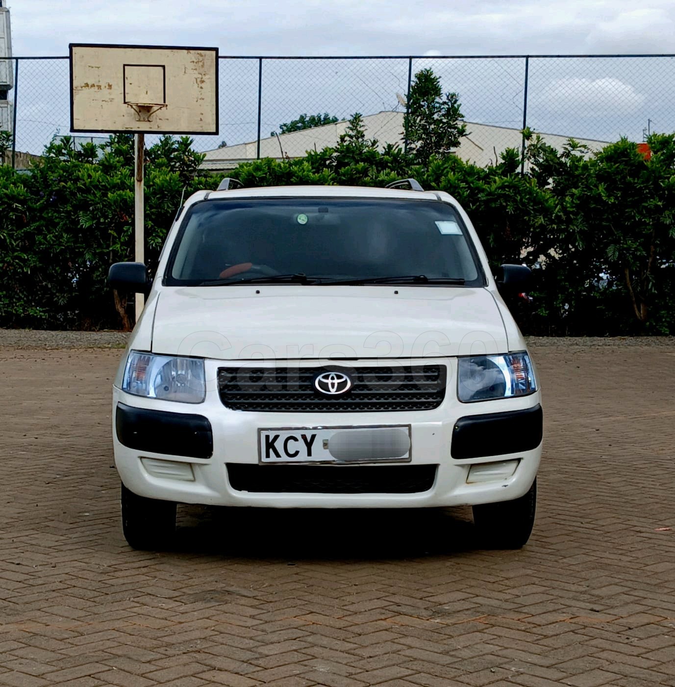 Toyota Succeed