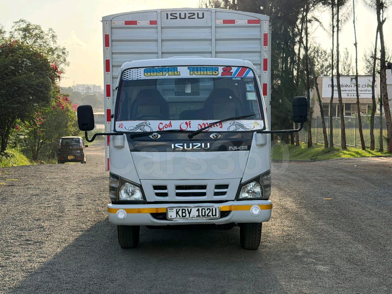 Isuzu NKR