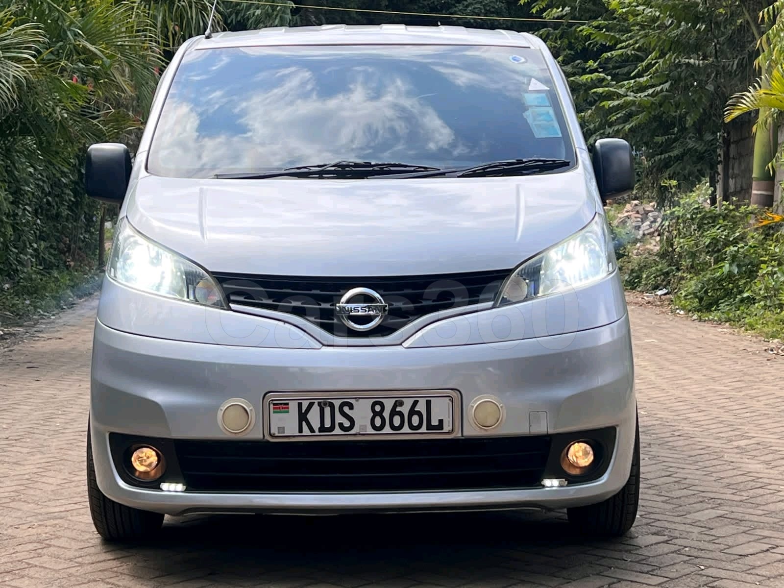 Nissan NV200