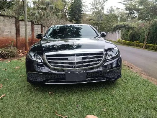 Mercedes-Benz E400