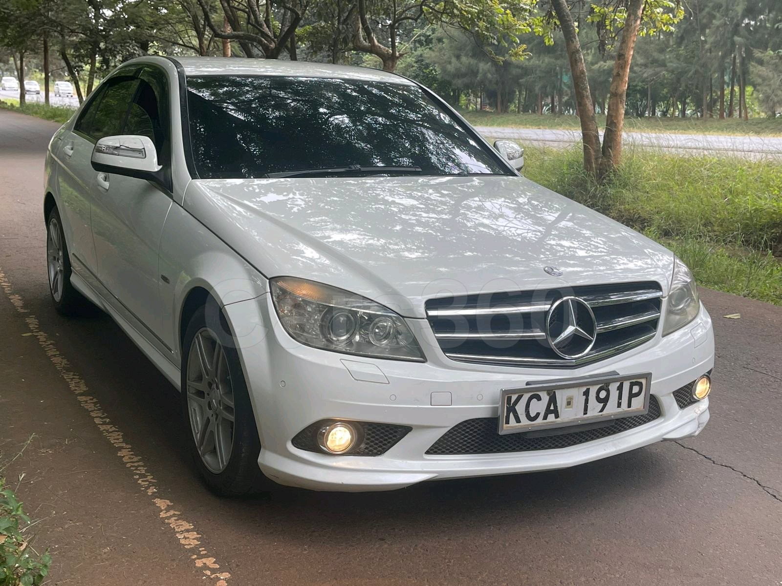 Mercedes-Benz C200