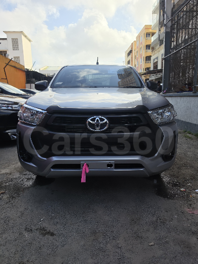 Toyota HILUX REVO