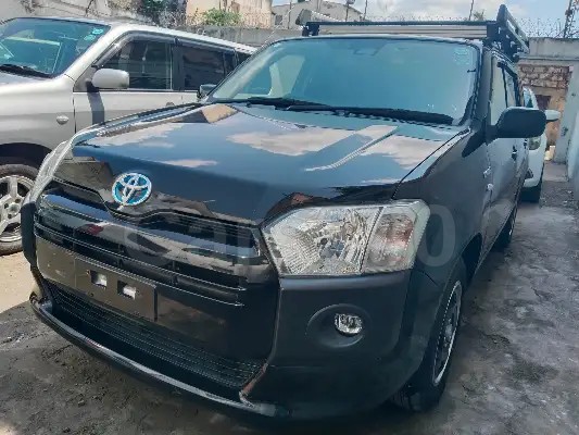 Toyota Succeed